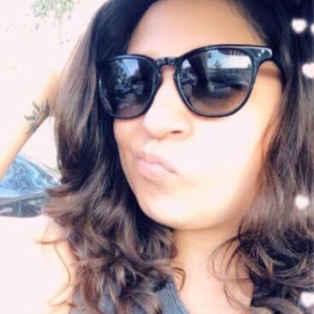 Meet your Posher, Marissa